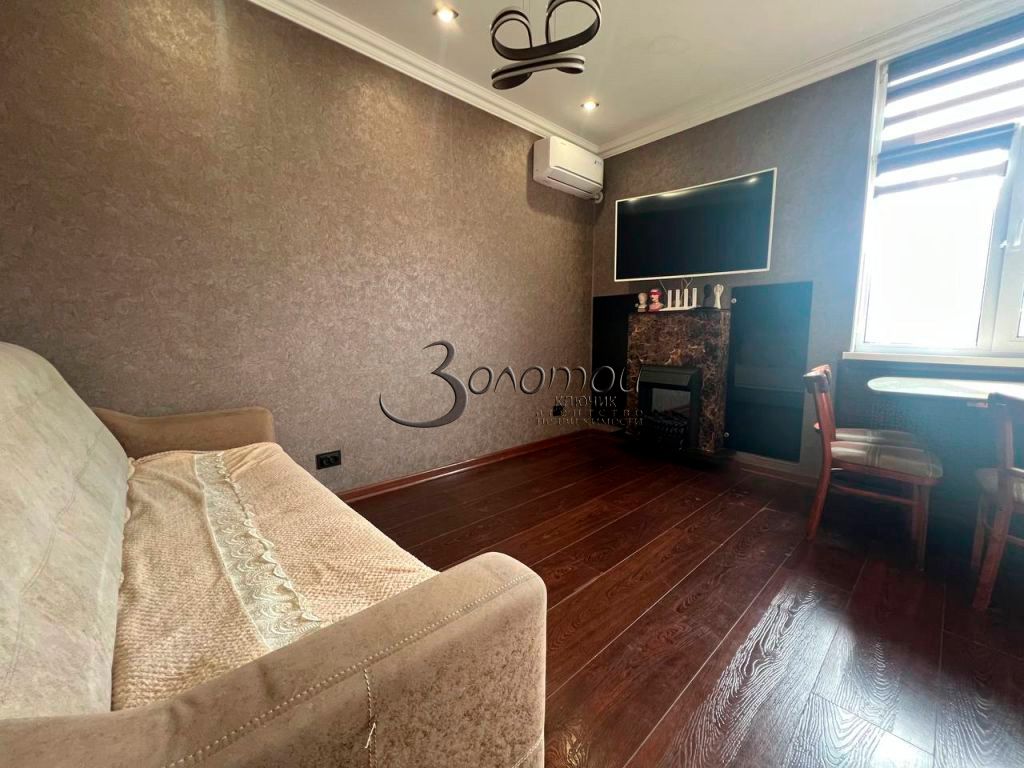 Продажа 3-комнатной квартиры, Кисловодск, Революции ул,  44