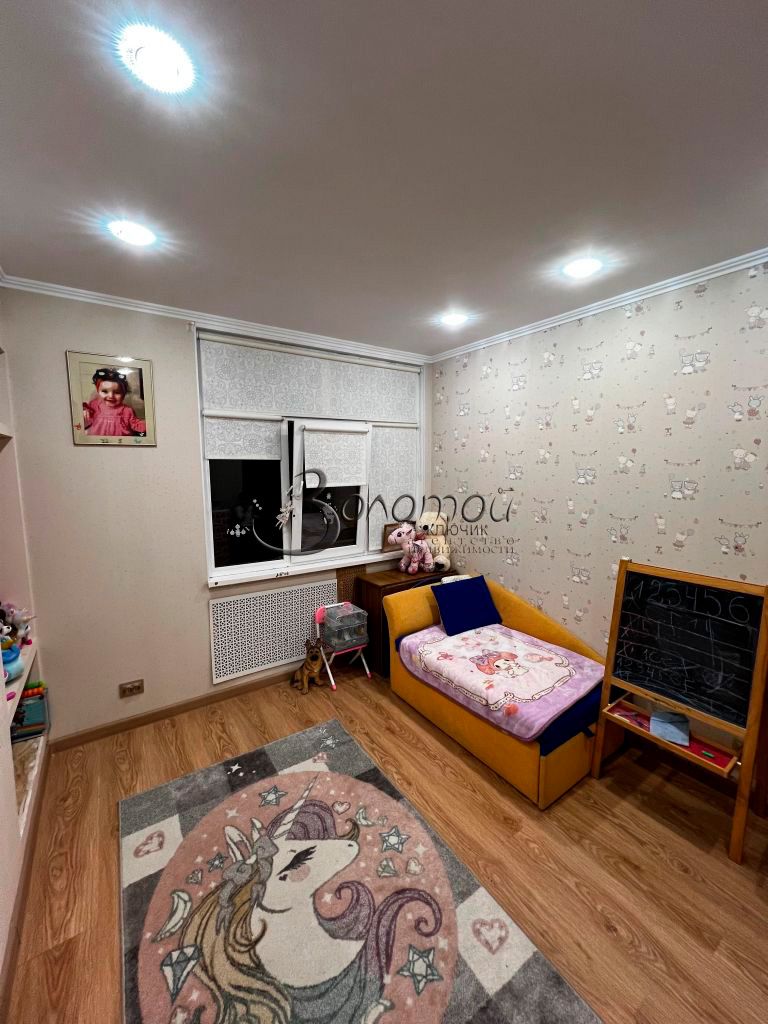 Продажа 3-комнатной квартиры, Кисловодск, Революции ул,  44