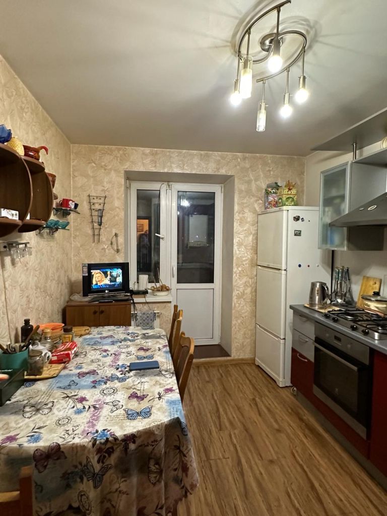 Продажа 2-комнатной квартиры, Смоленск, Маршала Соколовского ул,  17