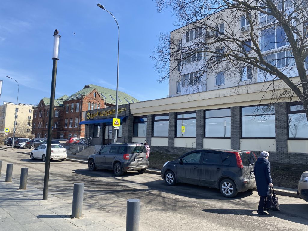 Продажа коммерческой недвижимости, 500м <sup>2</sup>, Нижний Новгород, Федоровского наб,  8