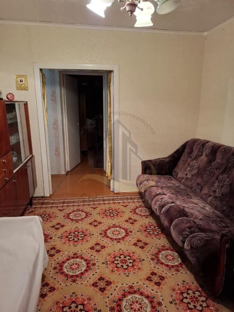 Аренда 2-комнатной квартиры, Губкин, Лазарева ул,  6