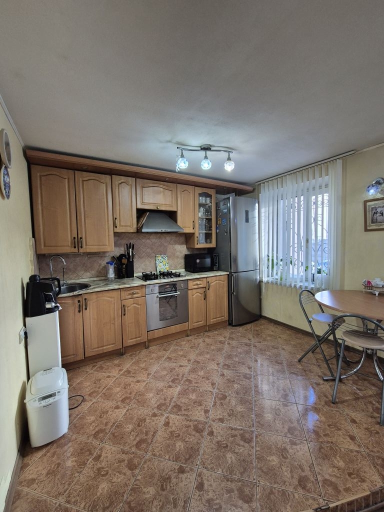 Продажа 4-комнатной квартиры, Иваново, Полевая 1-я ул,  32