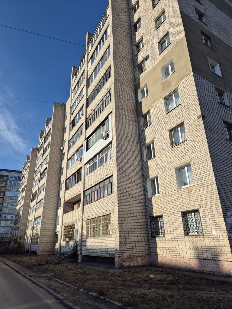 Продажа 4-комнатной квартиры, Иваново, Полевая 1-я ул,  32