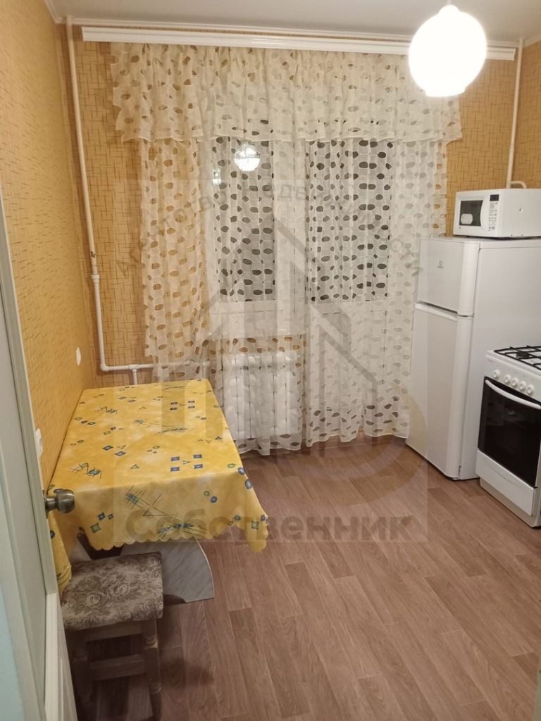 Аренда 1-комнатной квартиры, Губкин, Комсомольская ул,  3а