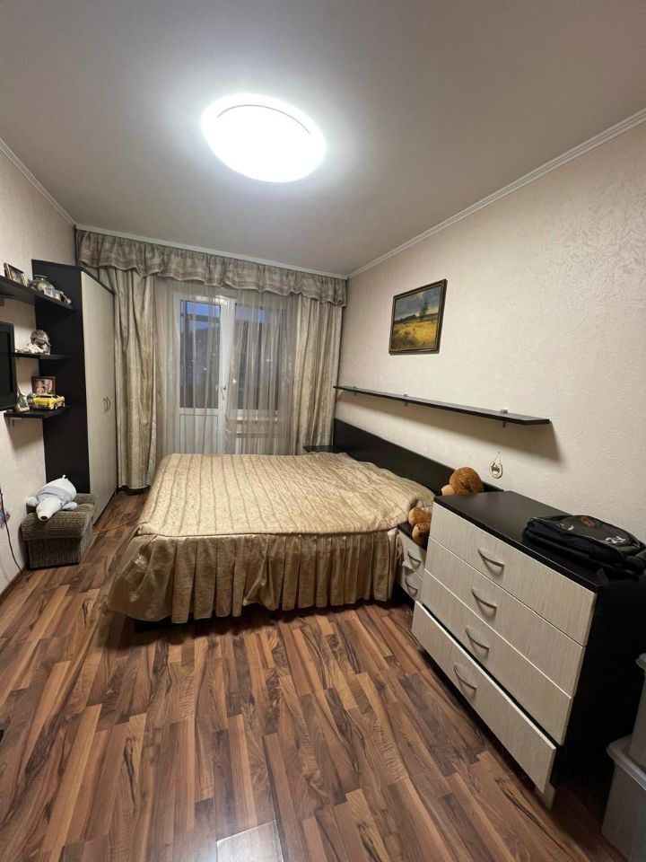 Продажа 3-комнатной квартиры, Саратов, Трудовой пер,  3/19