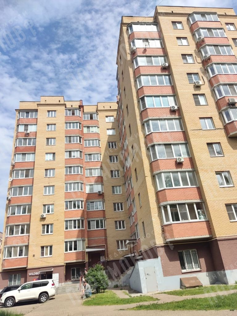 Продажа 3-комнатной квартиры, Тверь, Озерная ул,  16к1