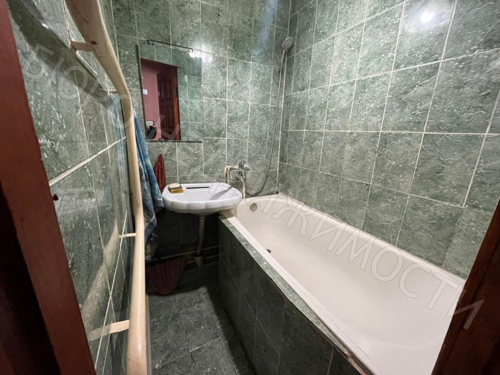 Продажа 2-комнатной квартиры, Балашов, Нефтяная ул,  54а