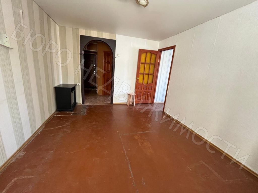 Продажа 2-комнатной квартиры, Балашов, Нефтяная ул,  54а