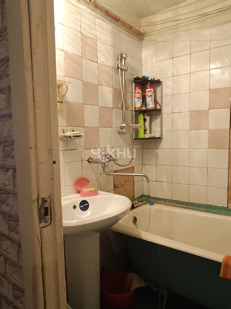 Продажа 2-комнатной квартиры, Нижний Новгород, Космическая ул,  56