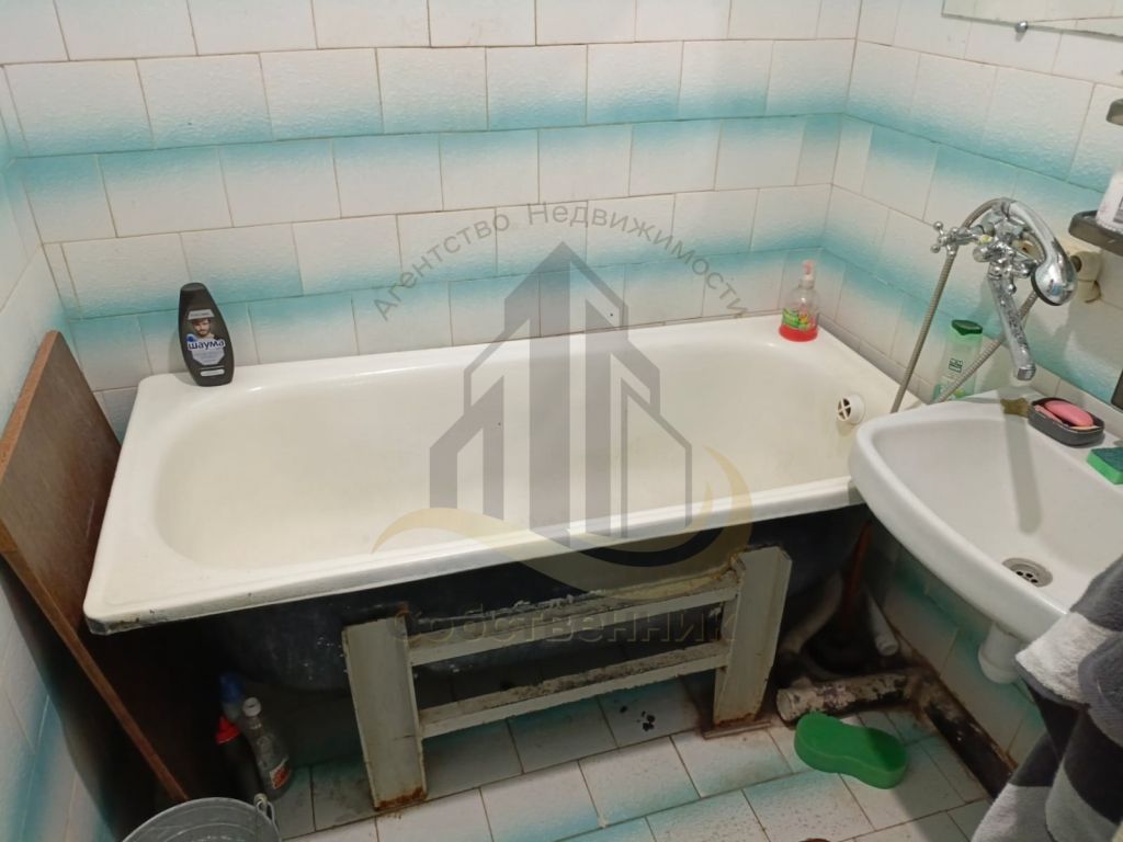 Аренда 5-комнатной квартиры, Губкин, Академическая 2-я ул,  32