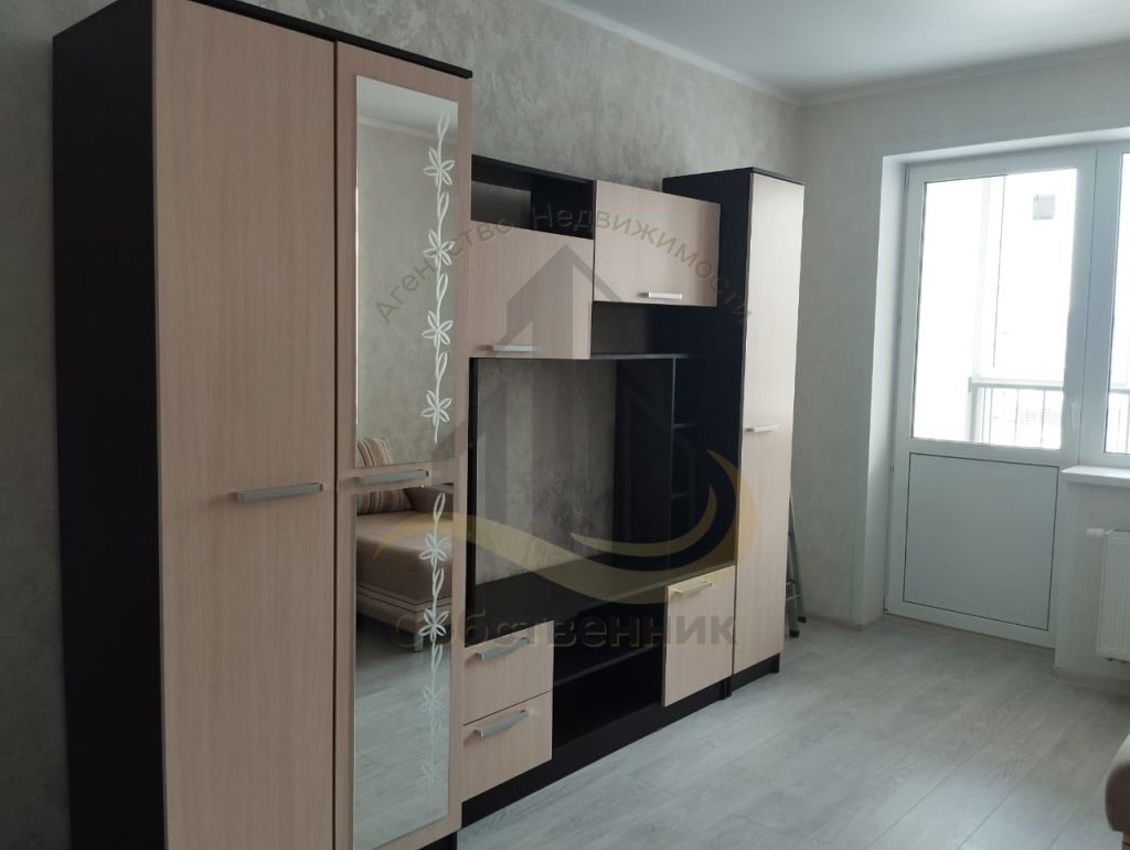 Аренда 1-комнатной квартиры, Старый Оскол, Степной мкр,  33В