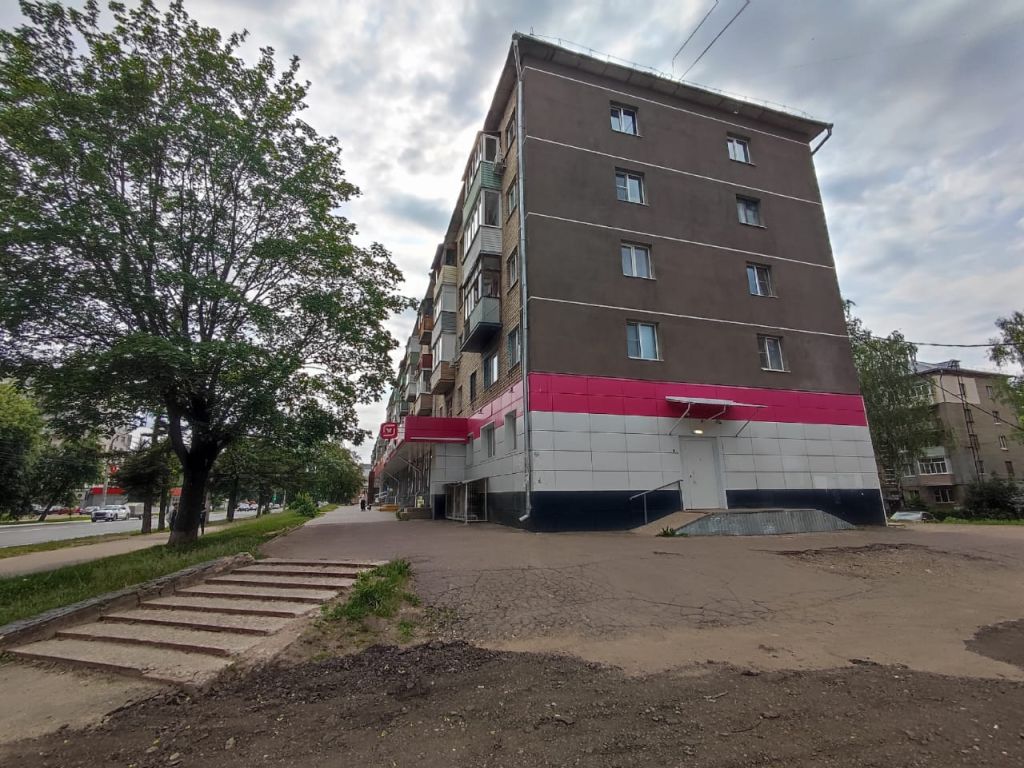 Продажа 3-комнатной квартиры, Кострома, Мира пр-кт,  115