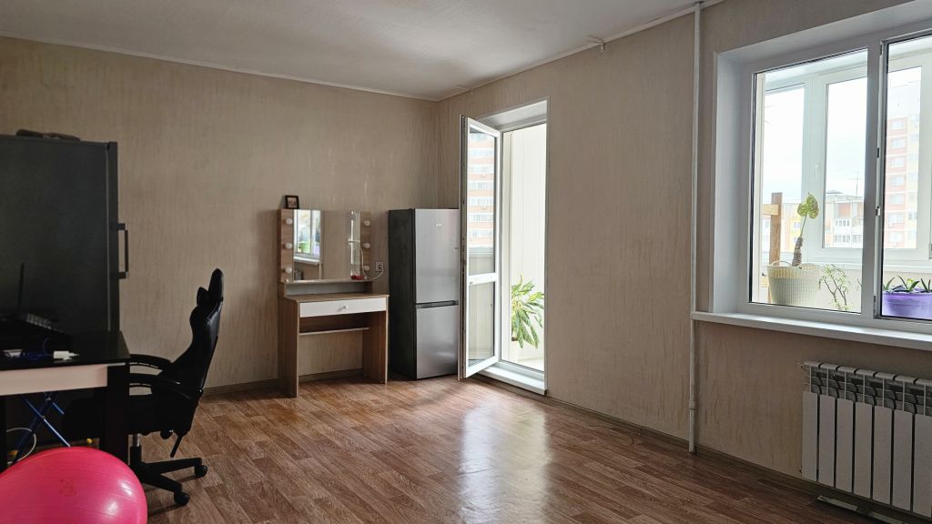 Продажа 4-комнатной квартиры, Нижний Новгород, Челюскинцев ул,  27