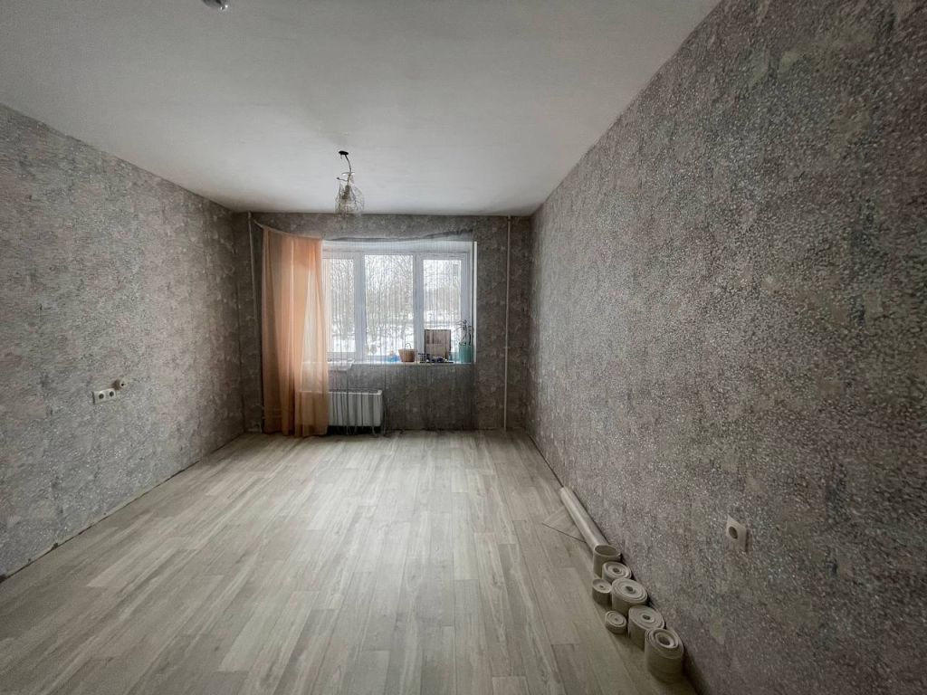 Продажа 3-комнатной квартиры, Кострома, Олега Юрасова ул,  1