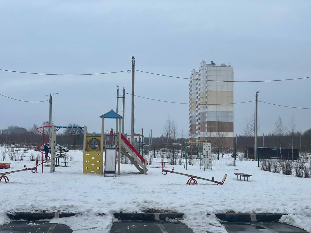 Продажа 3-комнатной квартиры, Кострома, Олега Юрасова ул,  1