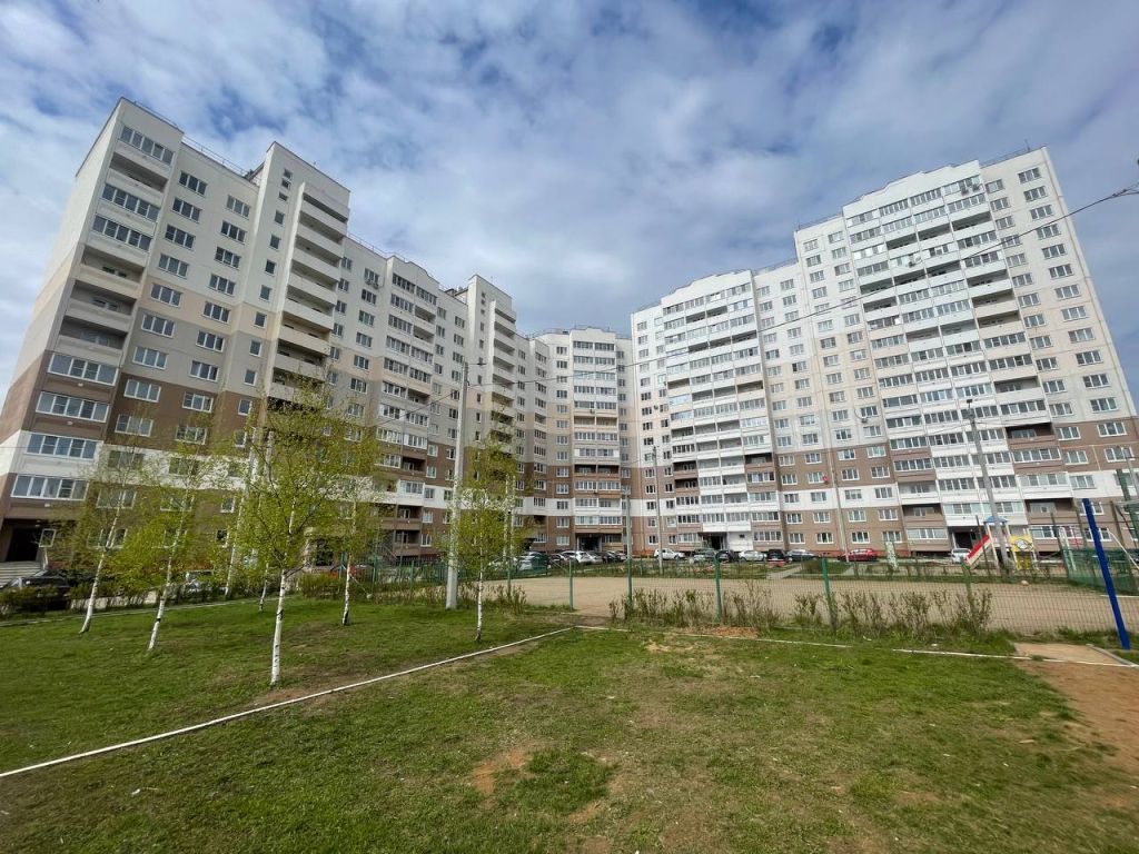 Продажа 3-комнатной квартиры, Кострома, Олега Юрасова ул,  1