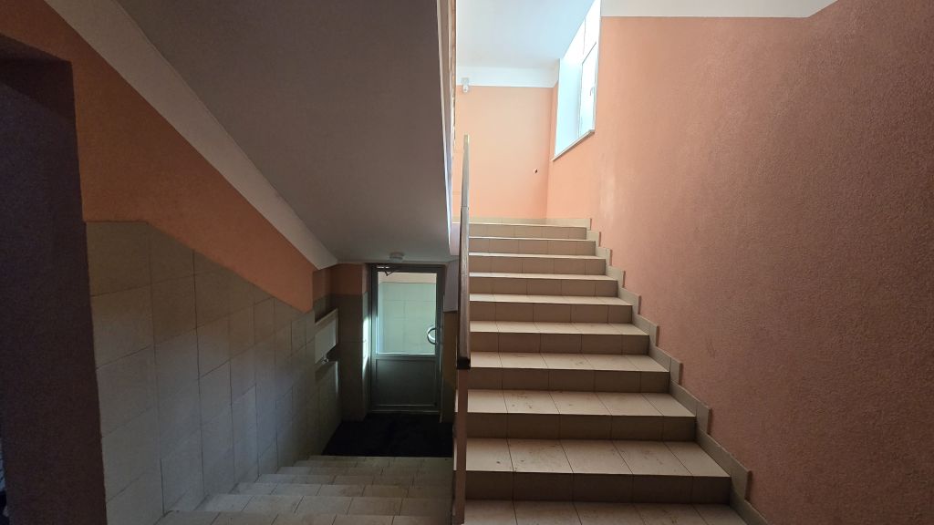 Продажа 2-комнатной квартиры, Кострома, Комсомольская ул,  83