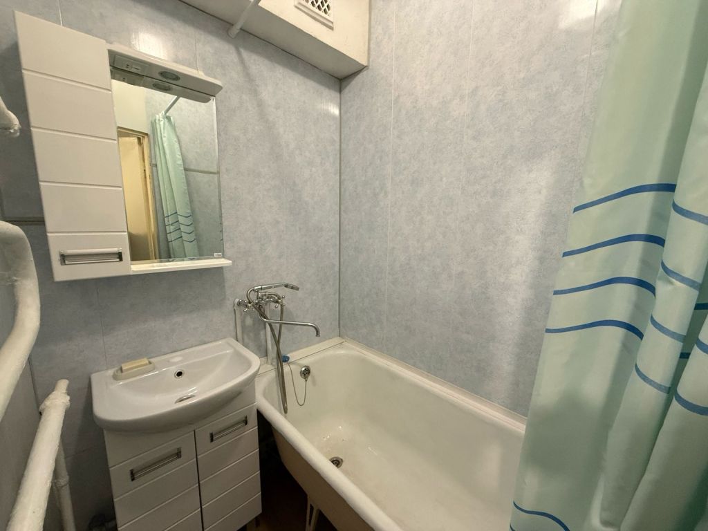 Аренда 3-комнатной квартиры, Ярославль, Нефтяников ул,  15