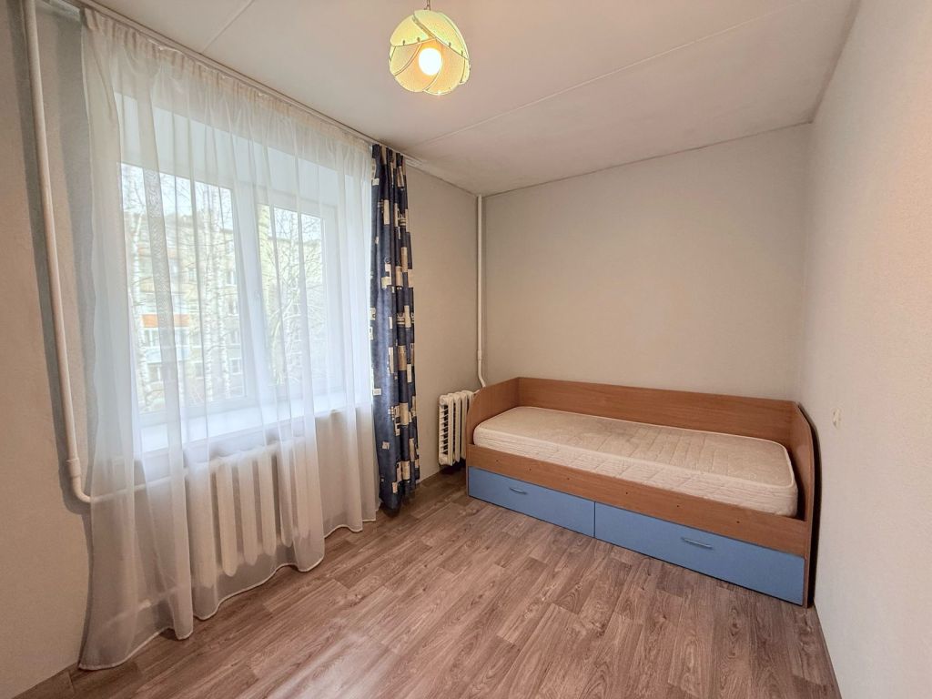 Аренда 3-комнатной квартиры, Ярославль, Нефтяников ул,  15