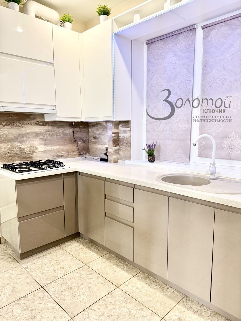 Продажа дома, 155м <sup>2</sup>, 6 сот., Хватково, Молодежная,  7/11