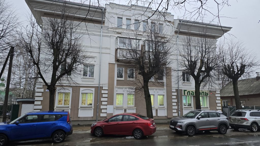 Продажа 2-комнатной квартиры, Кострома, Сенная ул,  11