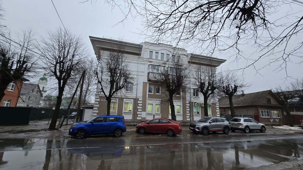 Продажа 2-комнатной квартиры, Кострома, Сенная ул,  11