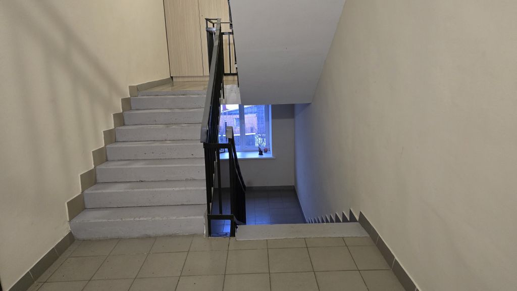 Продажа 2-комнатной квартиры, Кострома, Сенная ул,  11