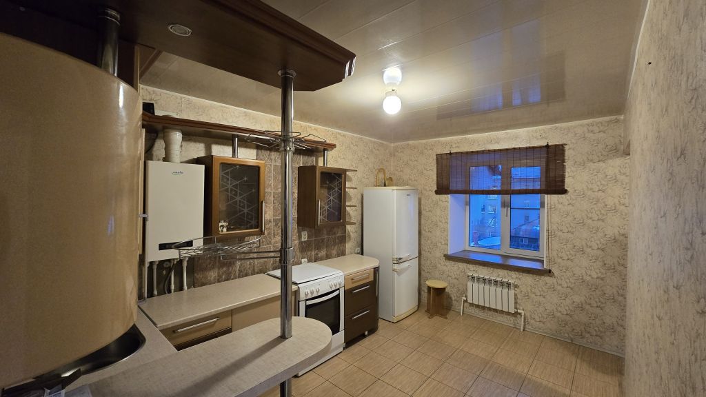 Продажа 2-комнатной квартиры, Кострома, Сенная ул,  11