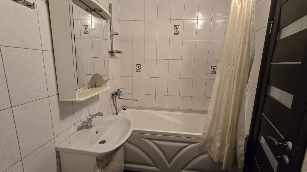 Продажа 2-комнатной квартиры, Кострома, Сенная ул,  11