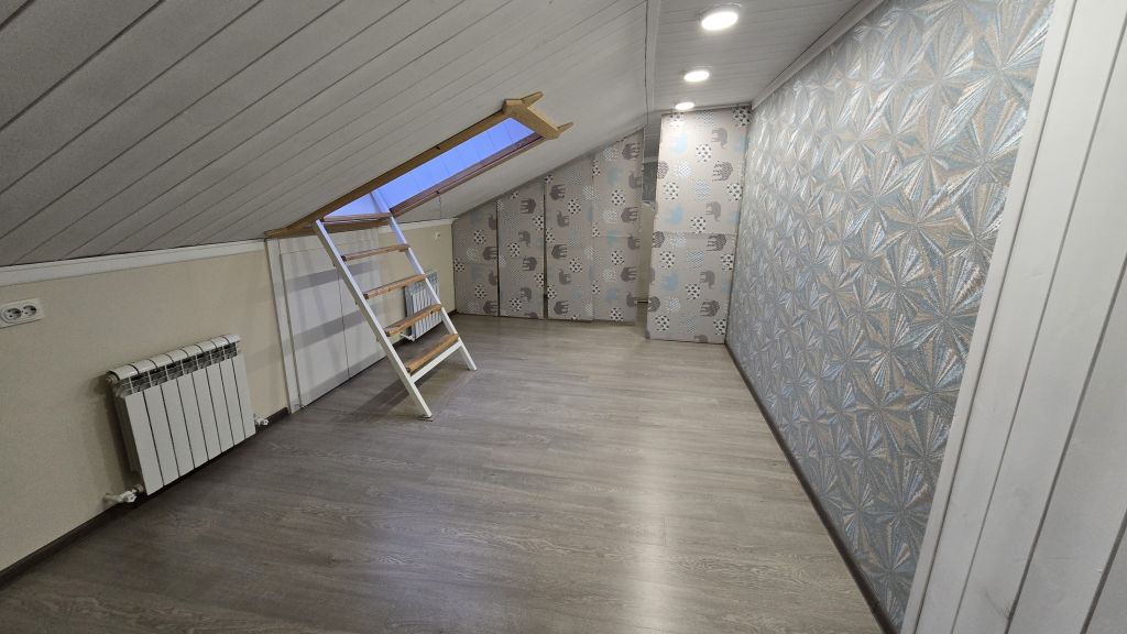 Продажа 2-комнатной квартиры, Кострома, Сенная ул,  11