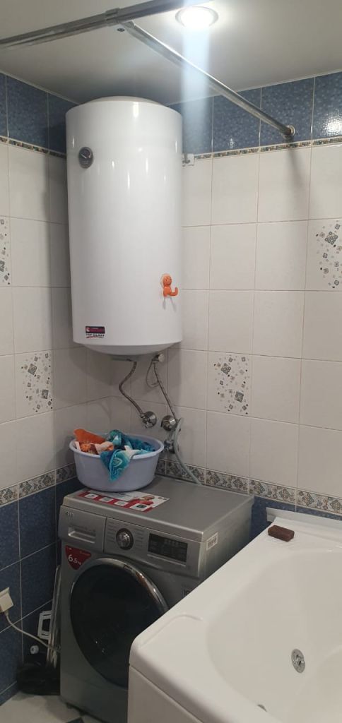 Продажа 4-комнатной квартиры, Энгельс, Одесская ул,  83