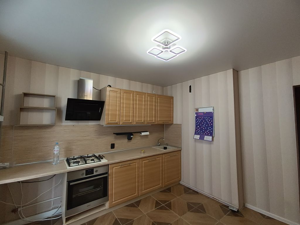 Продажа 1-комнатной квартиры, Киселевка, Изумрудная,  2