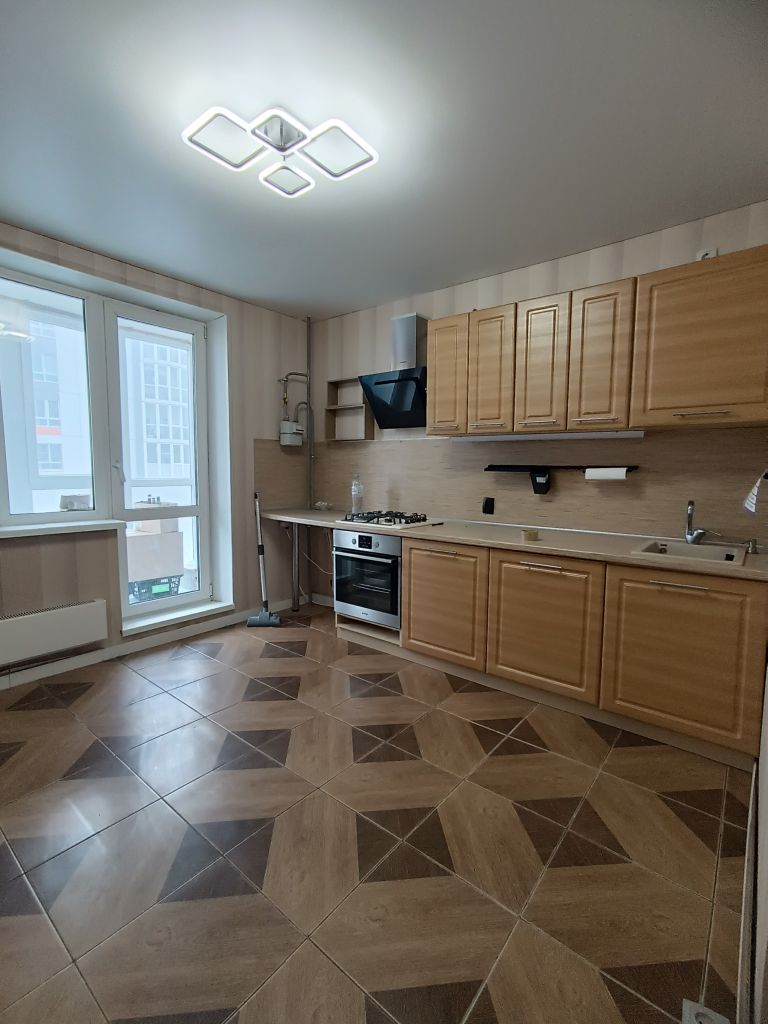 Продажа 1-комнатной квартиры, Киселевка, Изумрудная,  2