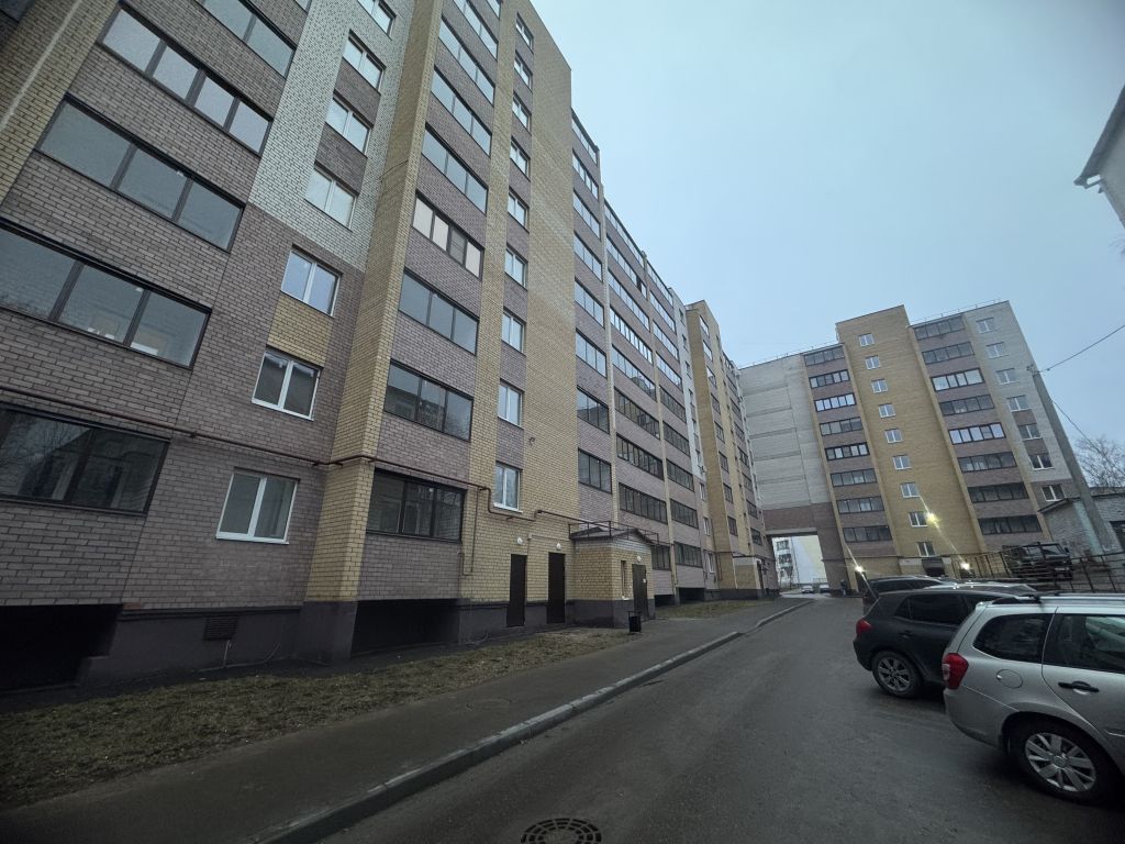 Продажа 2-комнатной квартиры, Кострома, Окружная ул,  51а