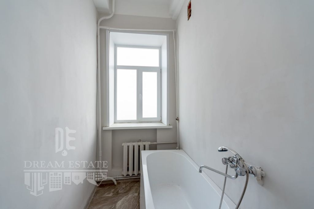 Продажа 3-комнатной квартиры, Ярославль, Пожарского ул,  7