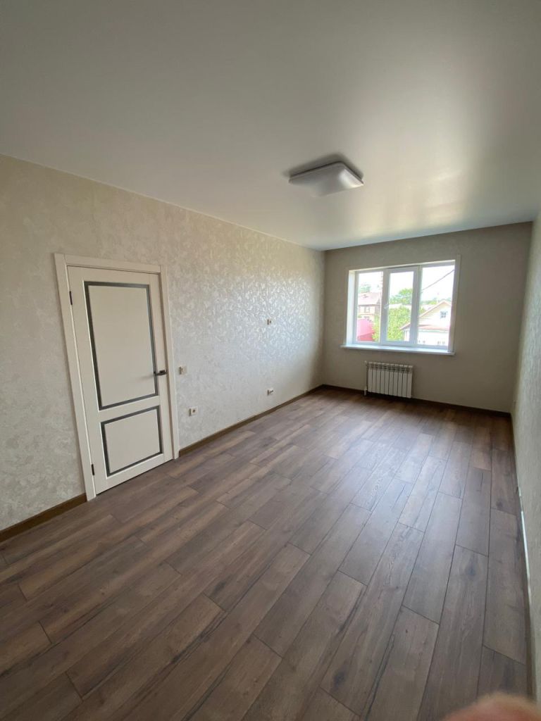 Продажа 2-комнатной квартиры, Кострома, Судостроительная ул,  14