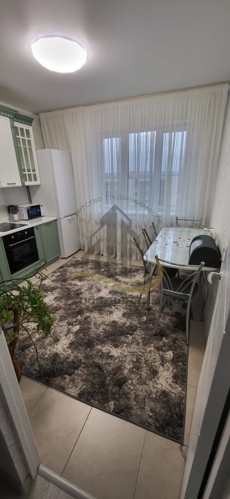 Аренда 1-комнатной квартиры, Старый Оскол, Степной мкр,  33Б