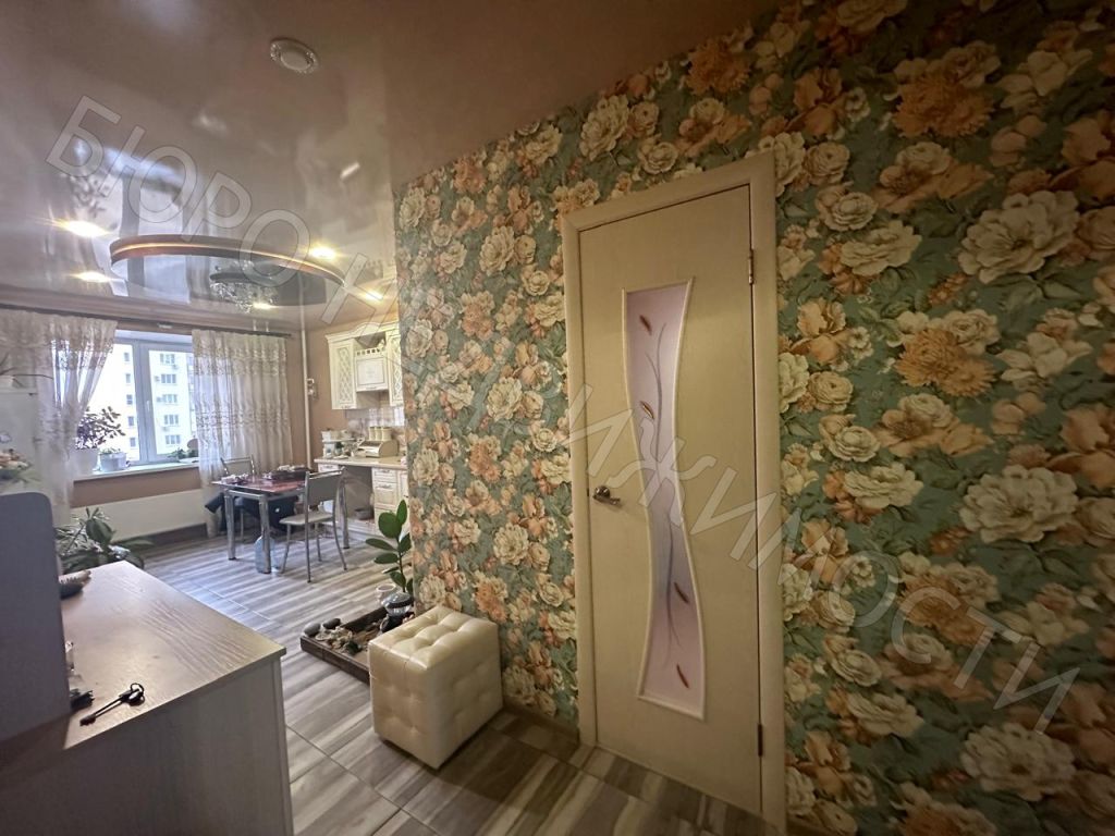 Продажа 1-комнатной квартиры, Балашов, Строителей ул,  6 б