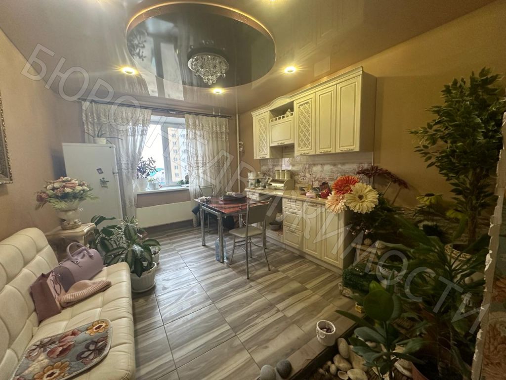 Продажа 1-комнатной квартиры, Балашов, Строителей ул,  6 б