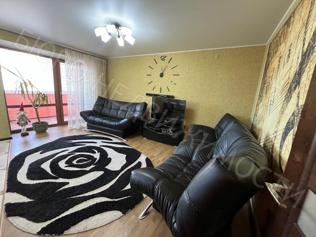 Продажа 2-комнатной квартиры, Балашов, Строителей ул,  6