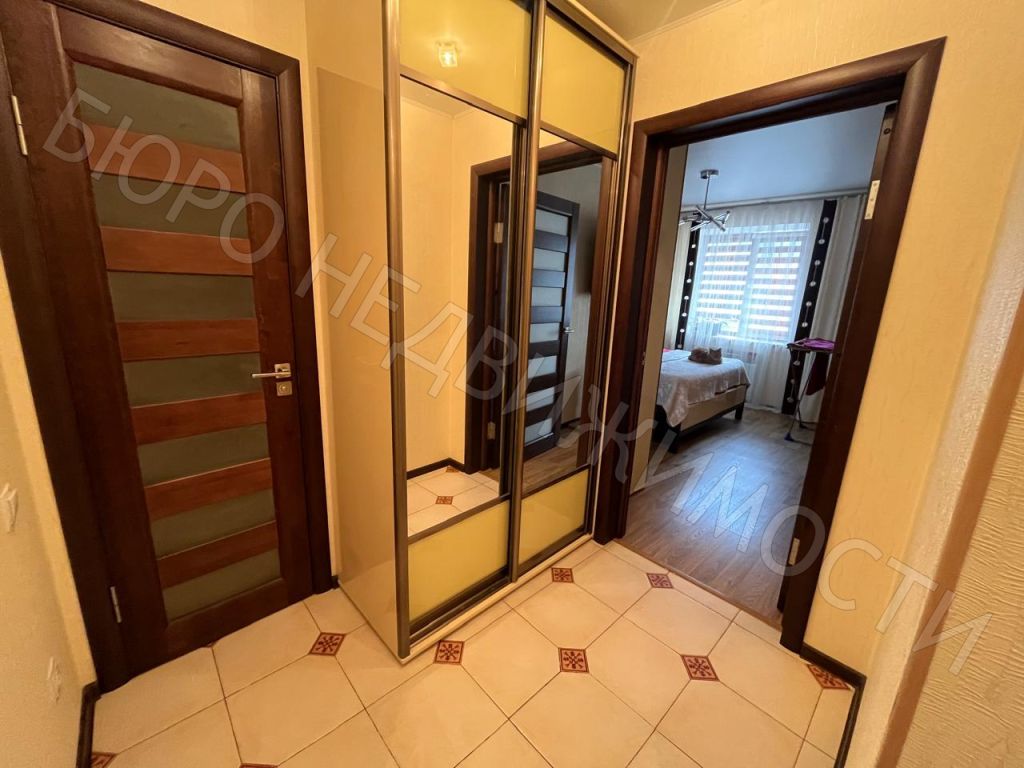 Продажа 2-комнатной квартиры, Балашов, Строителей ул,  6