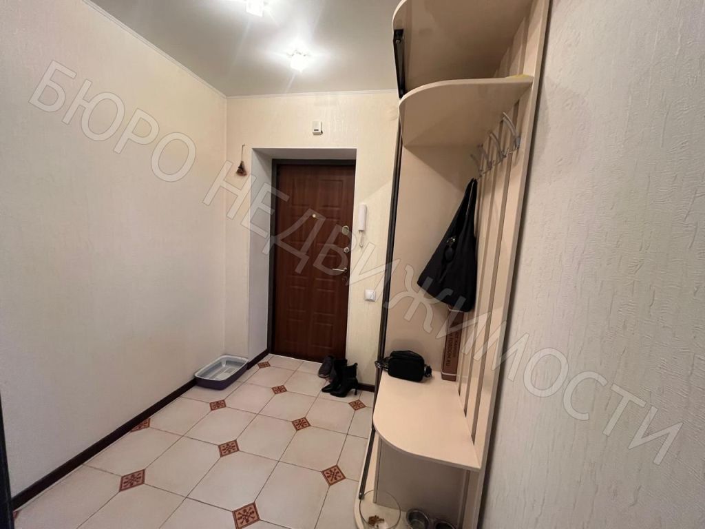 Продажа 2-комнатной квартиры, Балашов, Строителей ул,  6