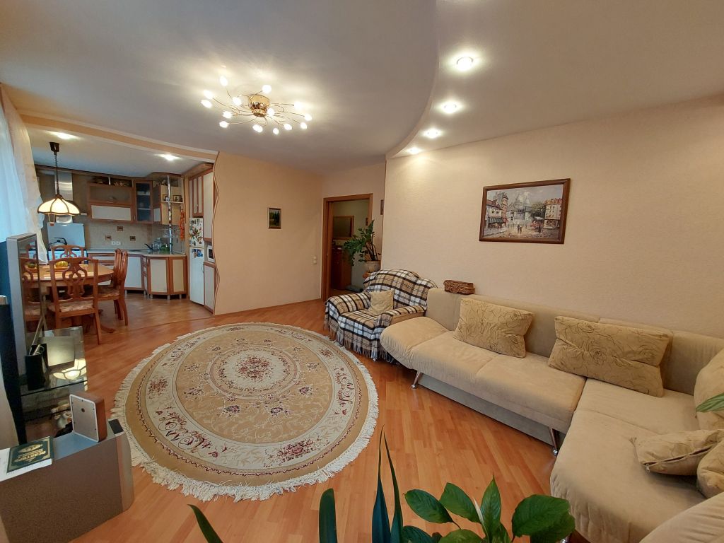 Продажа 3-комнатной квартиры, Дзержинск, Химиков б-р,  4