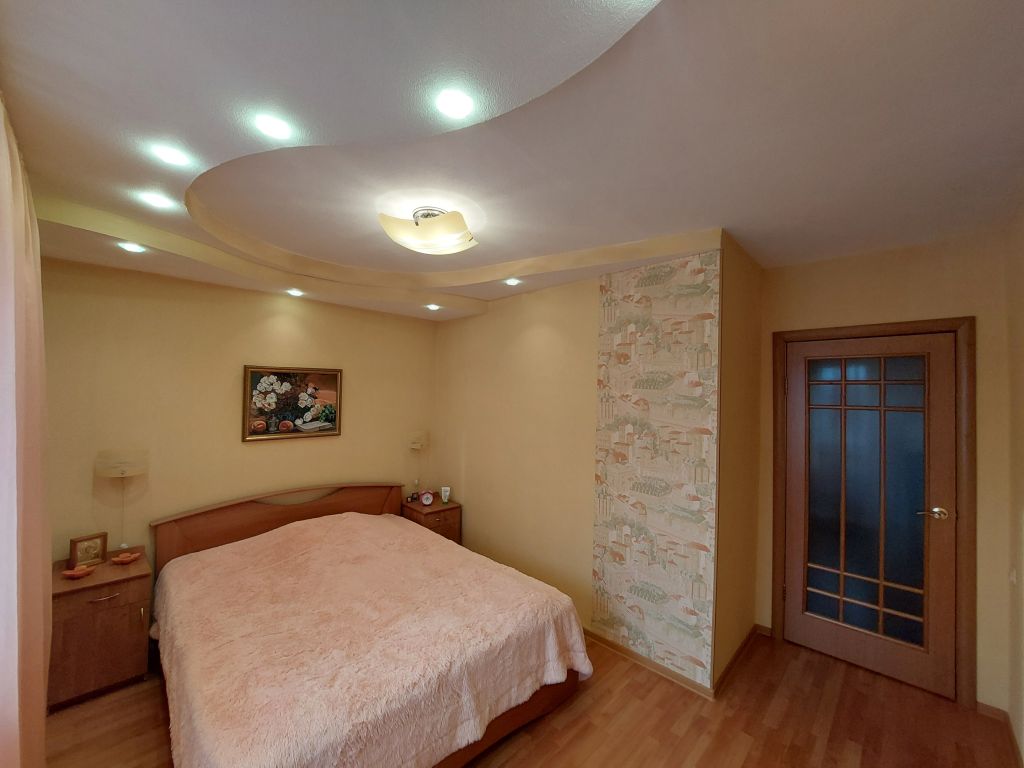 Продажа 3-комнатной квартиры, Дзержинск, Химиков б-р,  4