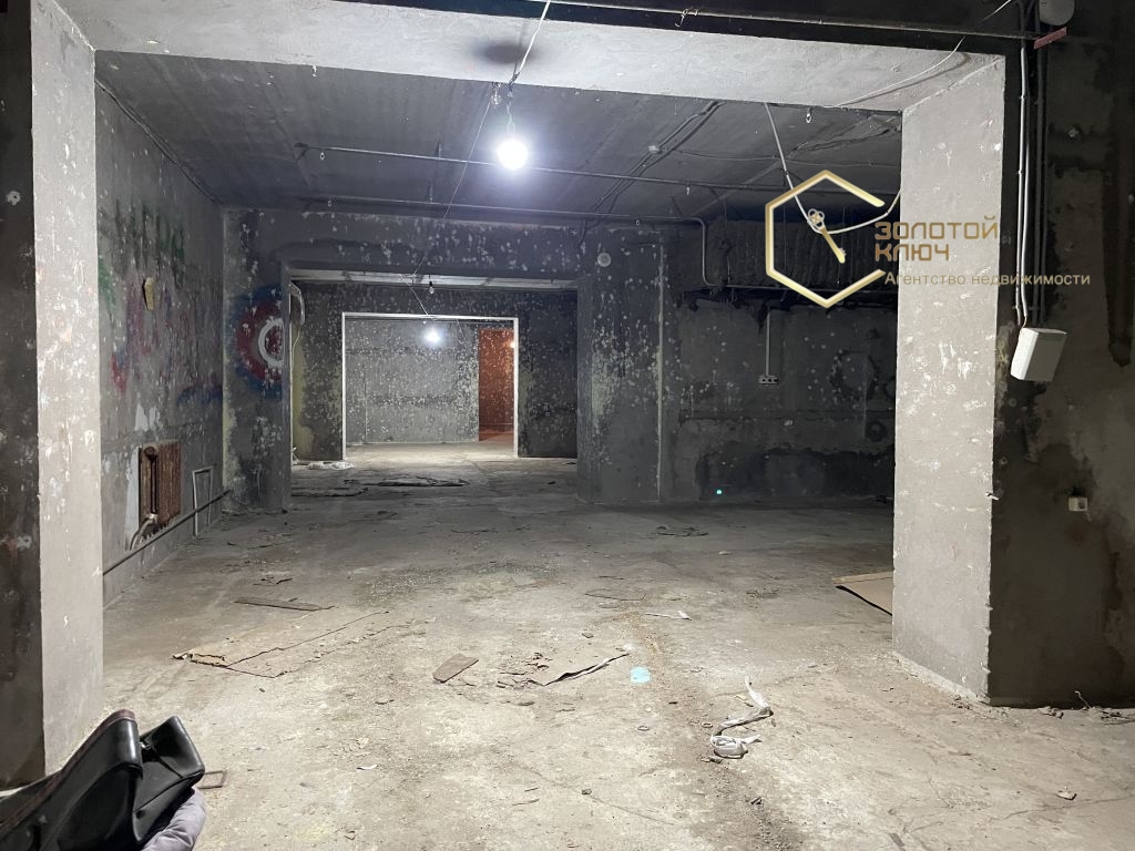 Продажа коммерческой недвижимости, 668м <sup>2</sup>, Димитровград, Гвардейская ул,  49а