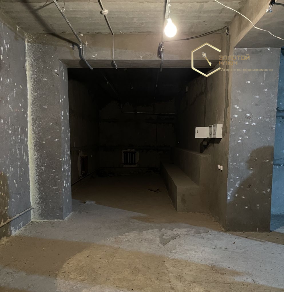 Продажа коммерческой недвижимости, 668м <sup>2</sup>, Димитровград, Гвардейская ул,  49а