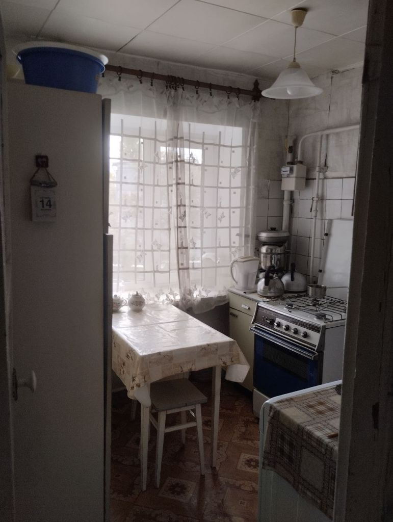 Продажа 3-комнатной квартиры, Саратов, Украинская ул,  6