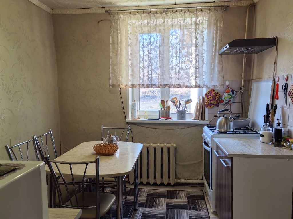 Продажа 4-комнатной квартиры, Лунино, Крупской ул,  7