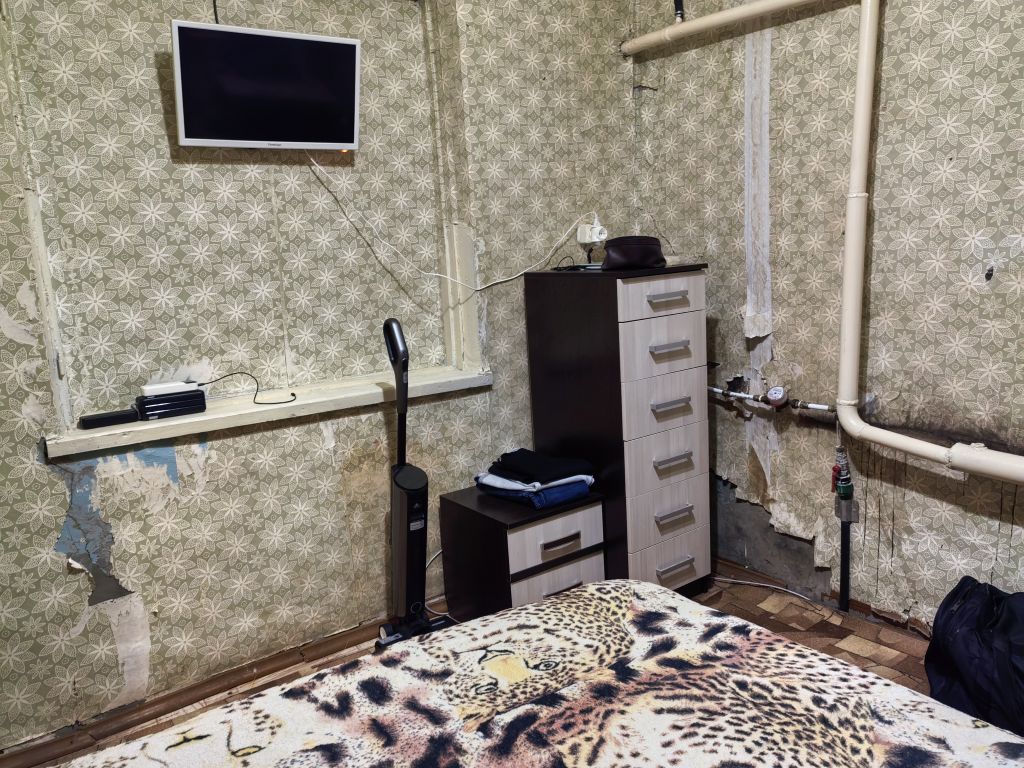 Продажа 4-комнатной квартиры, Лунино, Крупской ул,  7