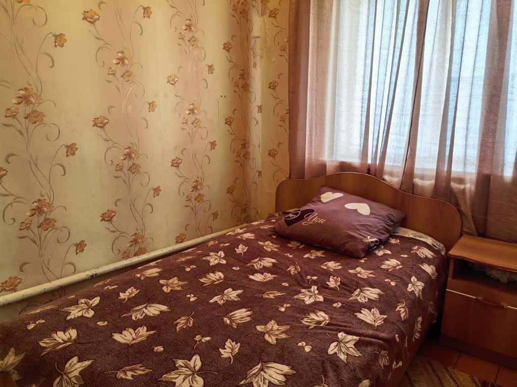 Продажа 4-комнатной квартиры, Лунино, Крупской ул,  7